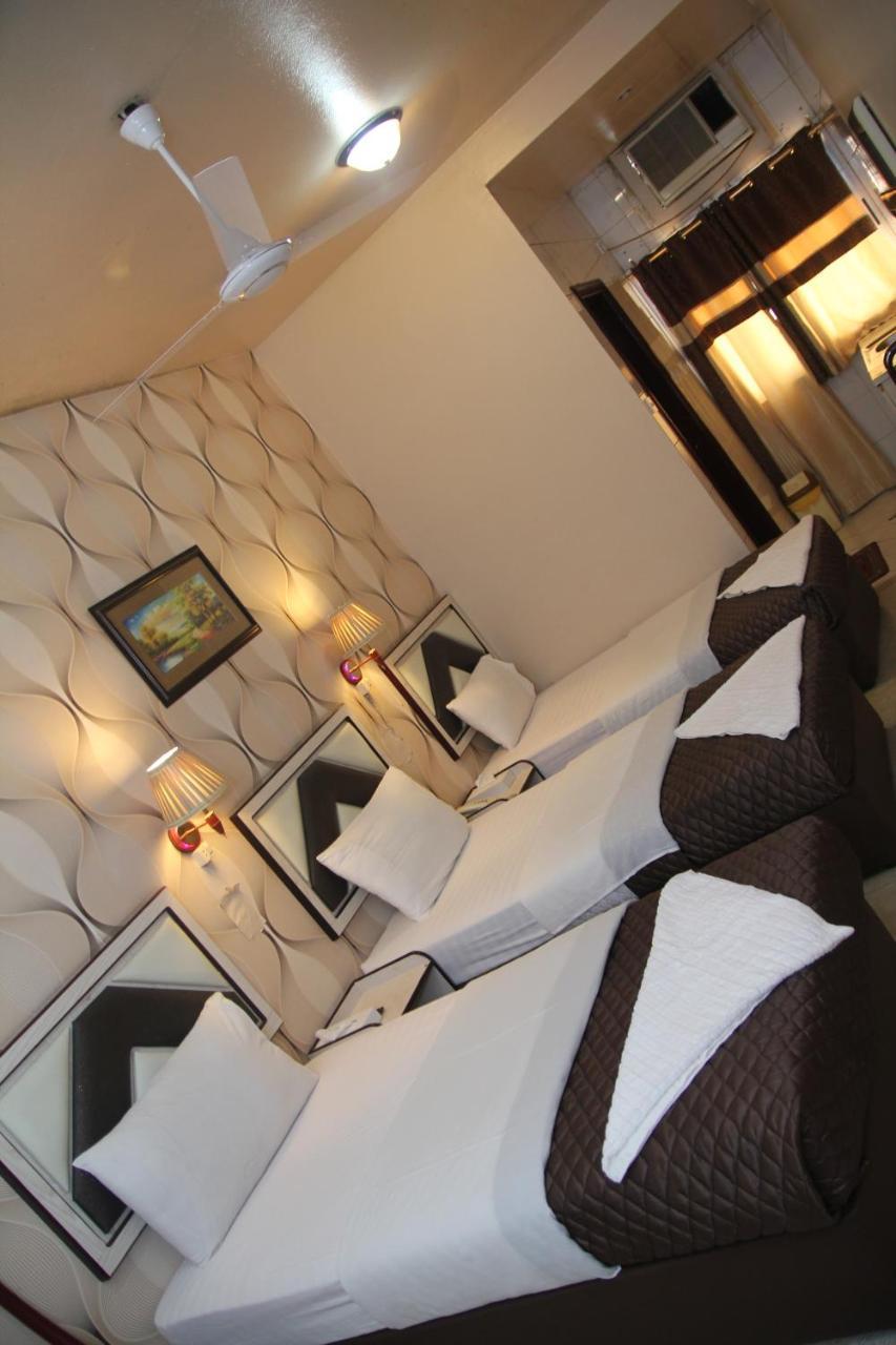 Al Kawakeeb Hotel By Gemstones Dubai Bagian luar foto